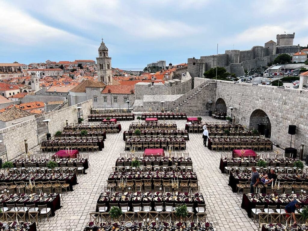 Historic-setting